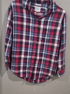American Eagle Outfitters Red, Blue & White Plaid Button-Down Shirt